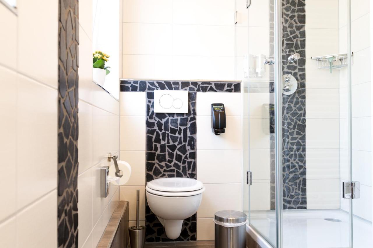Camera Matrimoniale con Bagno Privato