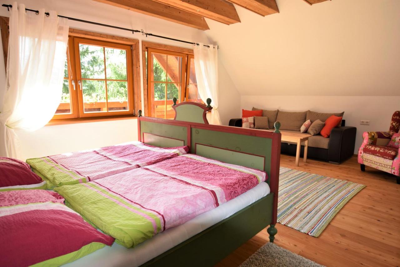 B&B Turnau - Ferienhaus Dirnbacher Hütte - Bed and Breakfast Turnau