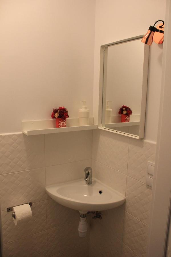 Twin Room with Shared Bathroom