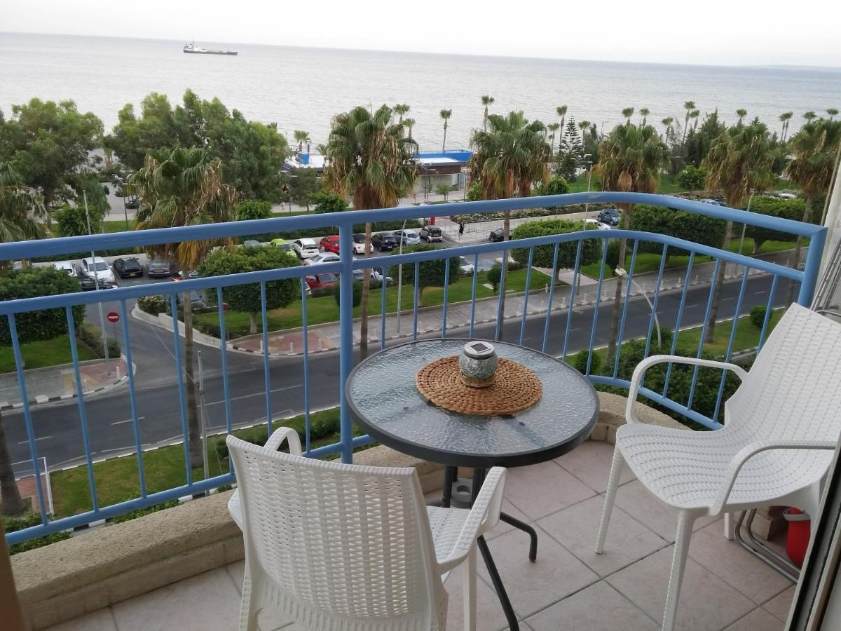 B&B Limassol - Sea Front & City Center, Amazing Sea View - Bed and Breakfast Limassol