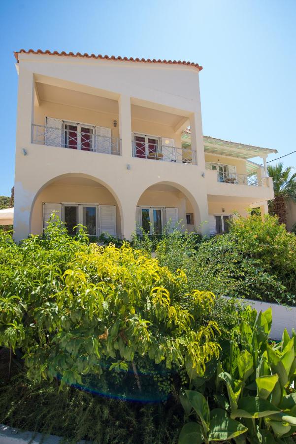 Villa Muses - B&B Póros