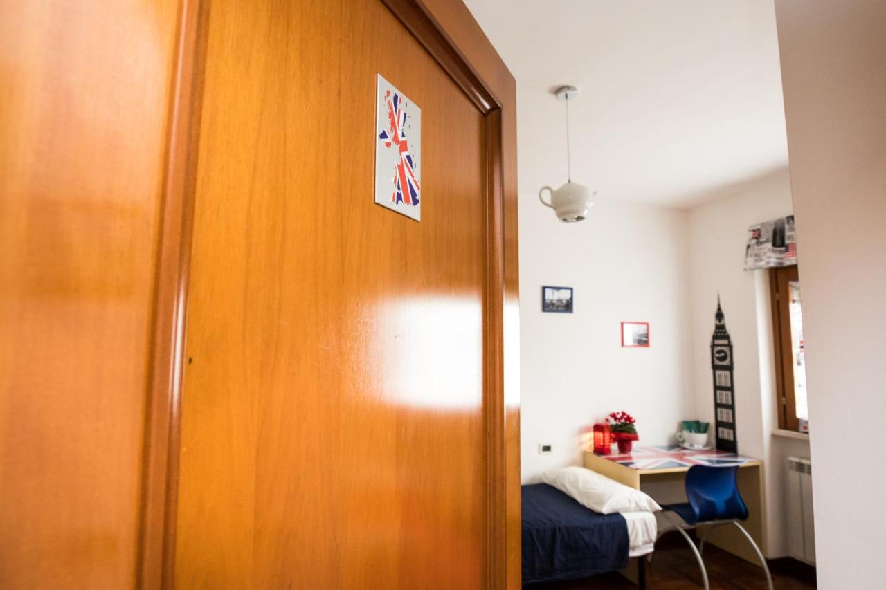 Twin Room with Shared Bathroom