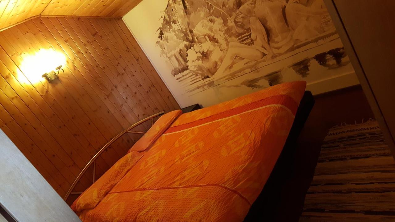 Quadruple Room with Shared Bathroom