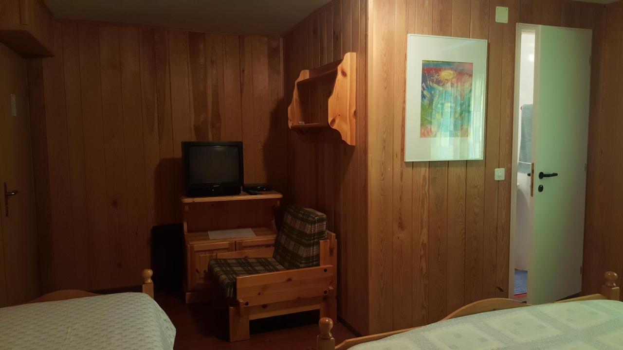 Quadruple Room with Private Bathroom