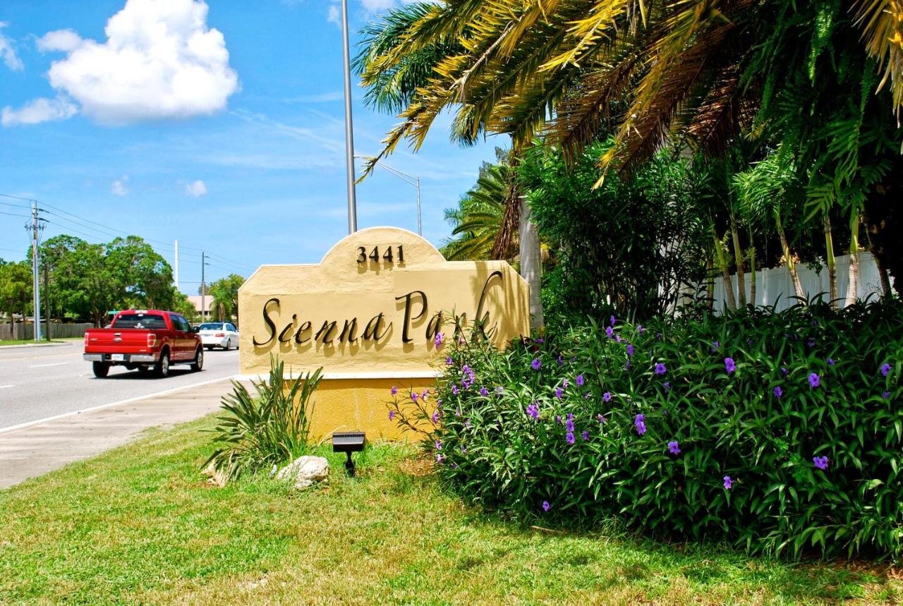 B&B Sarasota - 1/1 bed&bath condos 5 min drive to Siesta - Bed and Breakfast Sarasota