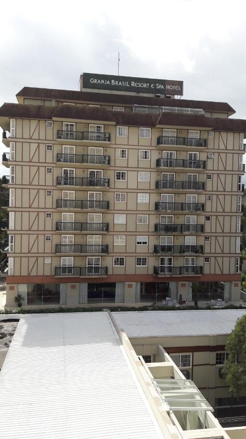 Flat 314 Granja Brasil Itaipava - Bed and Breakfast