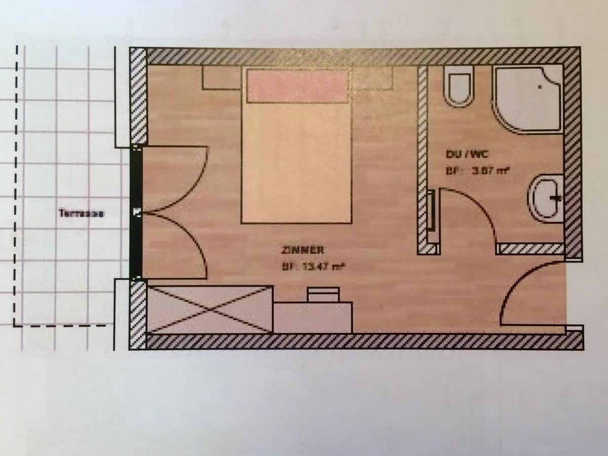 Kamer met Queensize Bed en Balkon