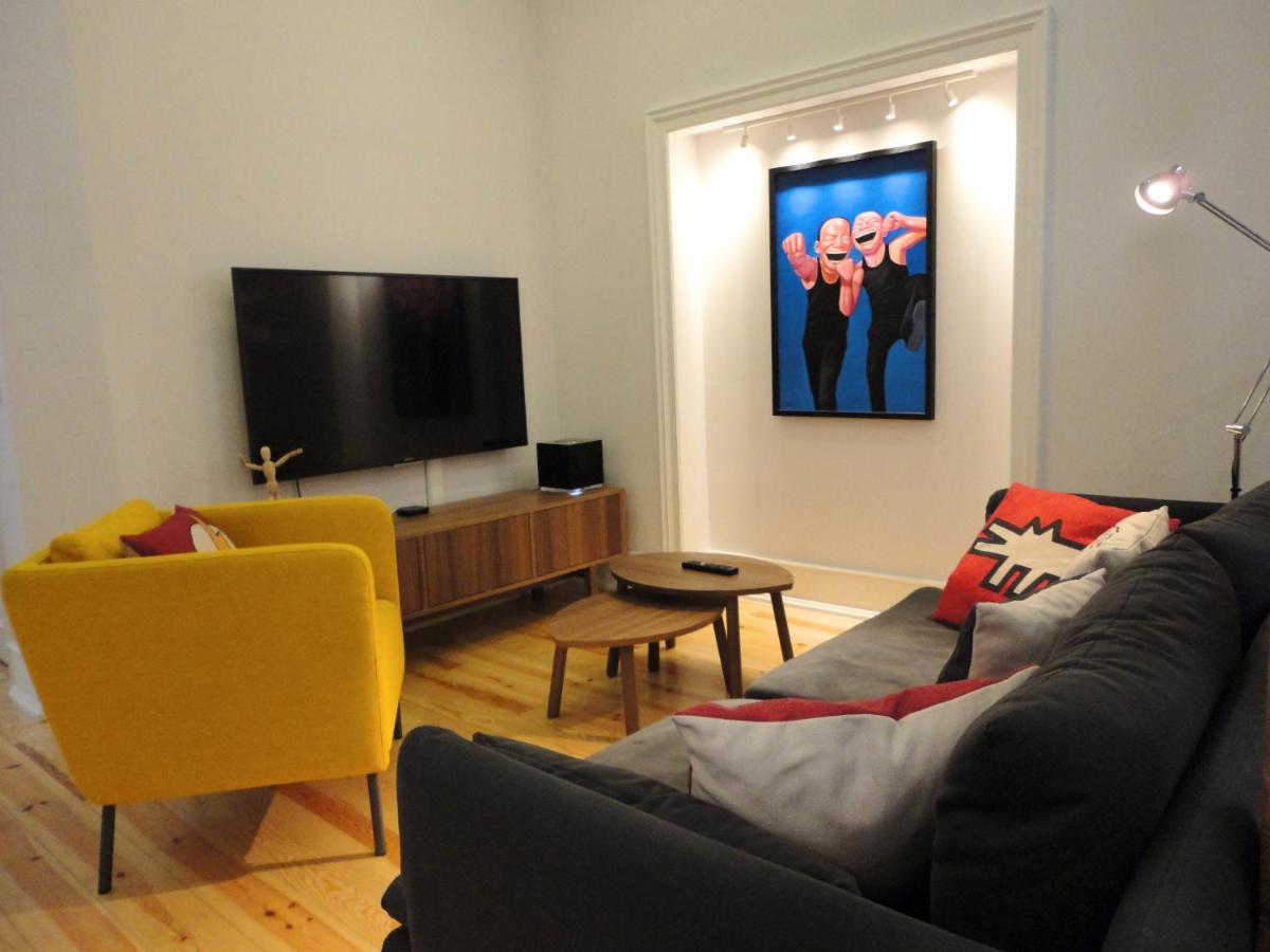 B&B Lisbon - Lisbon Center Modern Art Apartment - Bed and Breakfast Lisbon