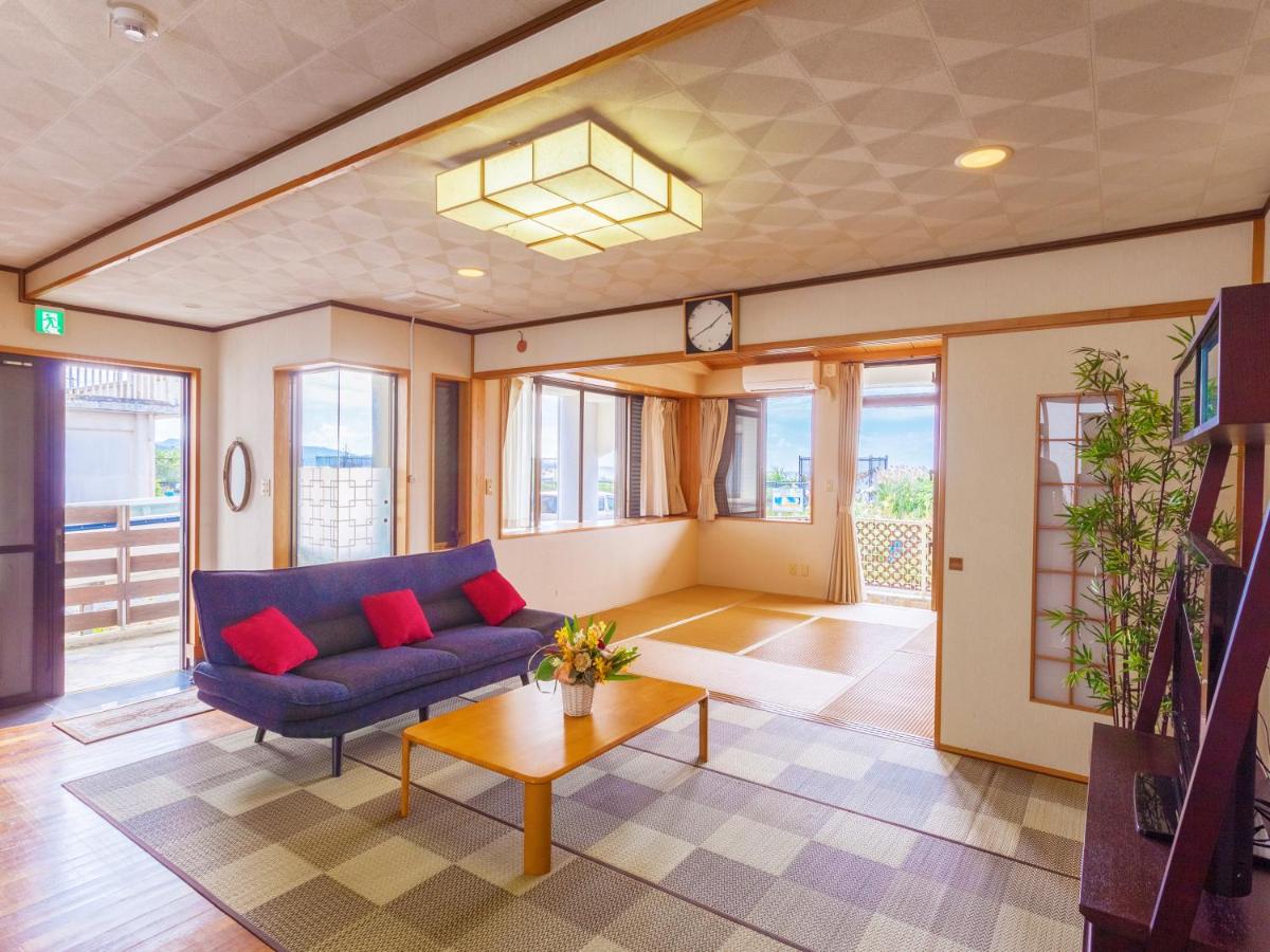 B&B Nago - Kariyushi Condominium Resort Sea Side House - Bed and Breakfast Nago