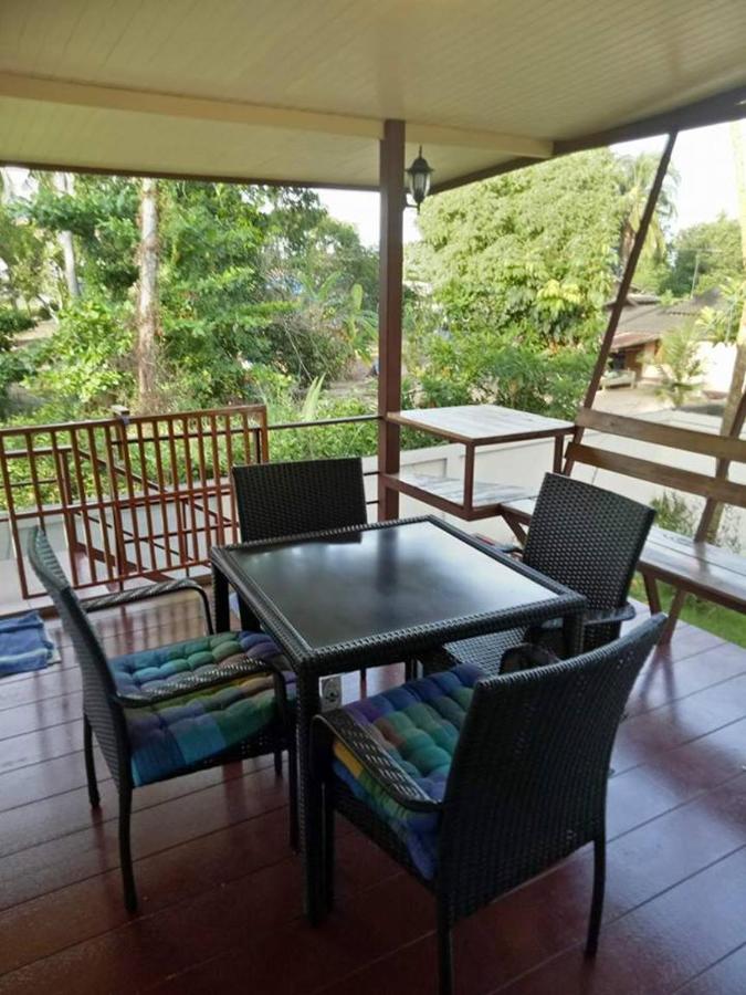 Apartment with Garden View