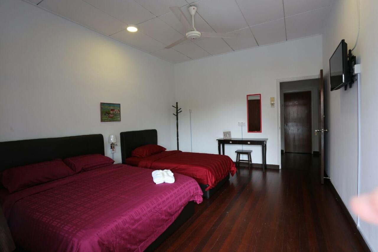 Deluxe Double or Twin Room with Balcony
