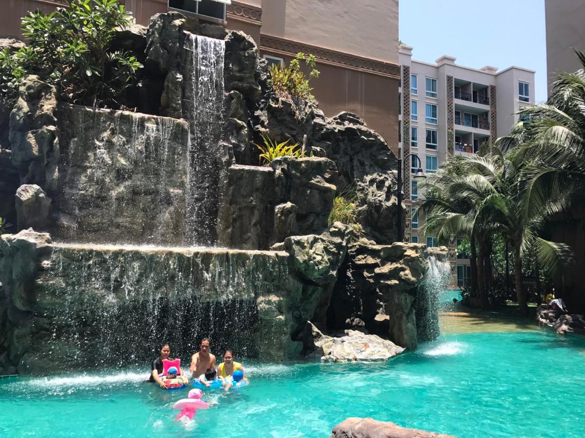 Atlantis Condo Resort Jomtian Pattaya - monthly also available - B&B Jomtien