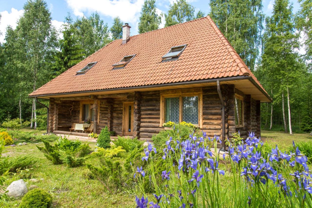 Guest House Lēveri - B&B Valgalciems