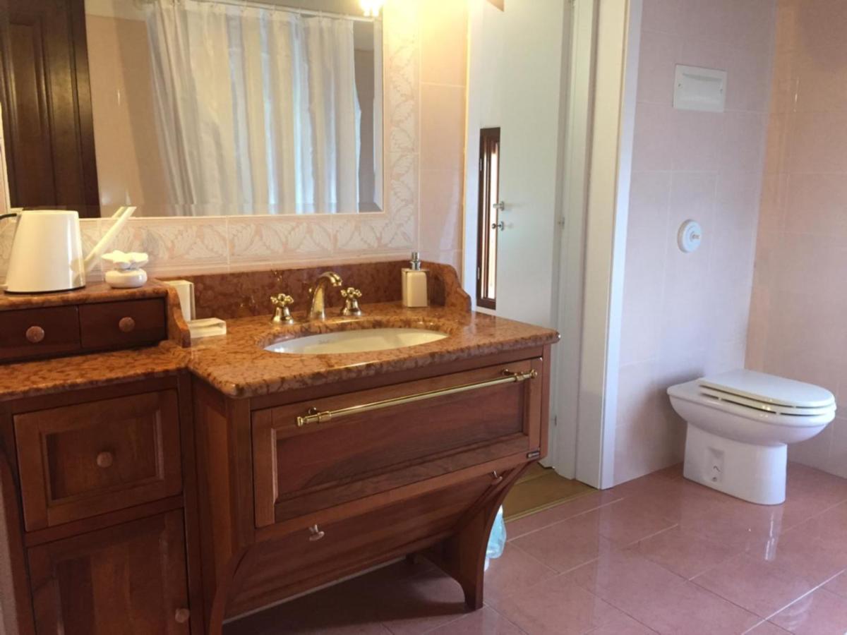 Camera Matrimoniale Standard con Bagno Privato