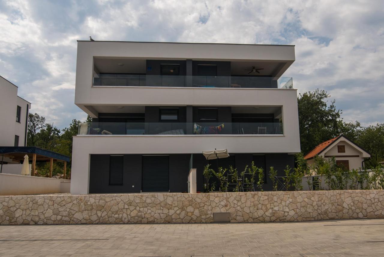 Apartments Mato by El-Pi Tours - B&B Vantačići