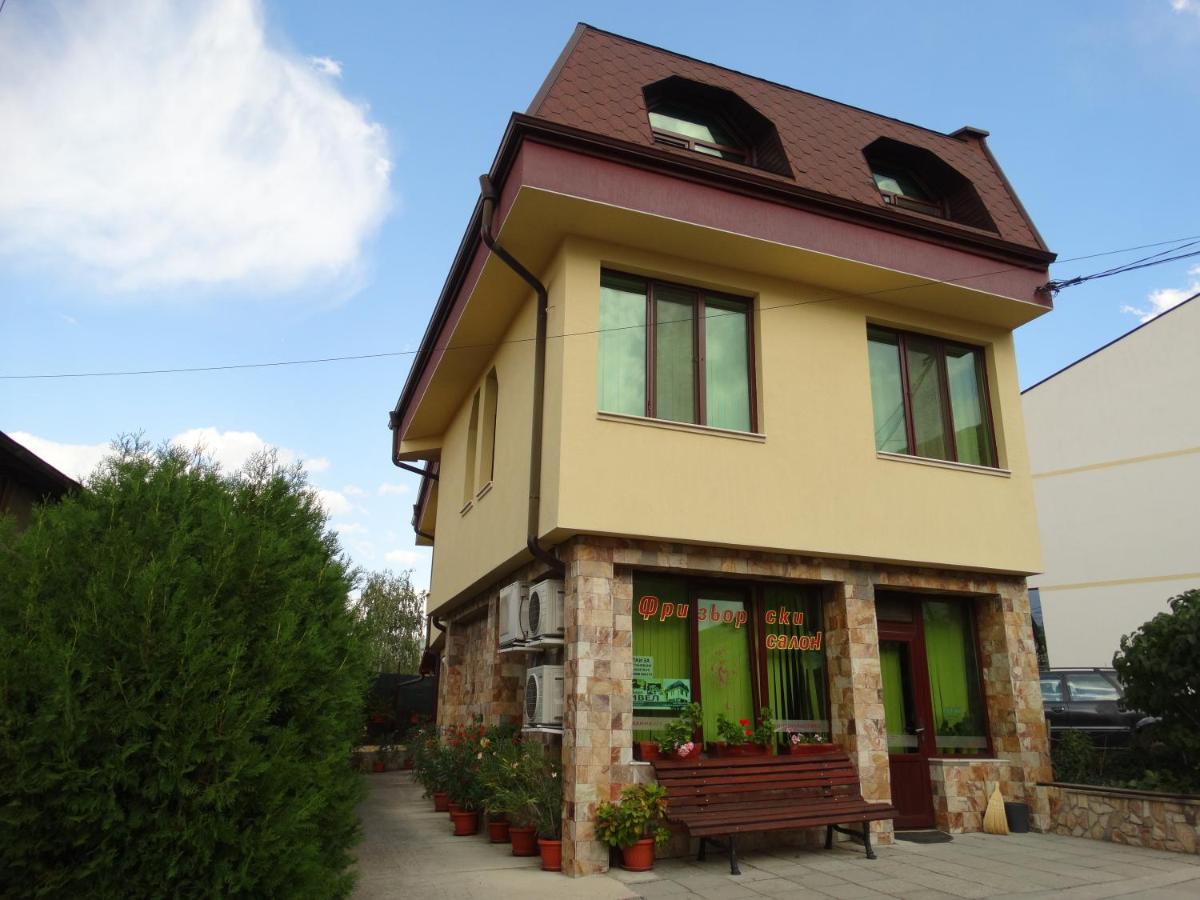 Guest House Ivel - B&B