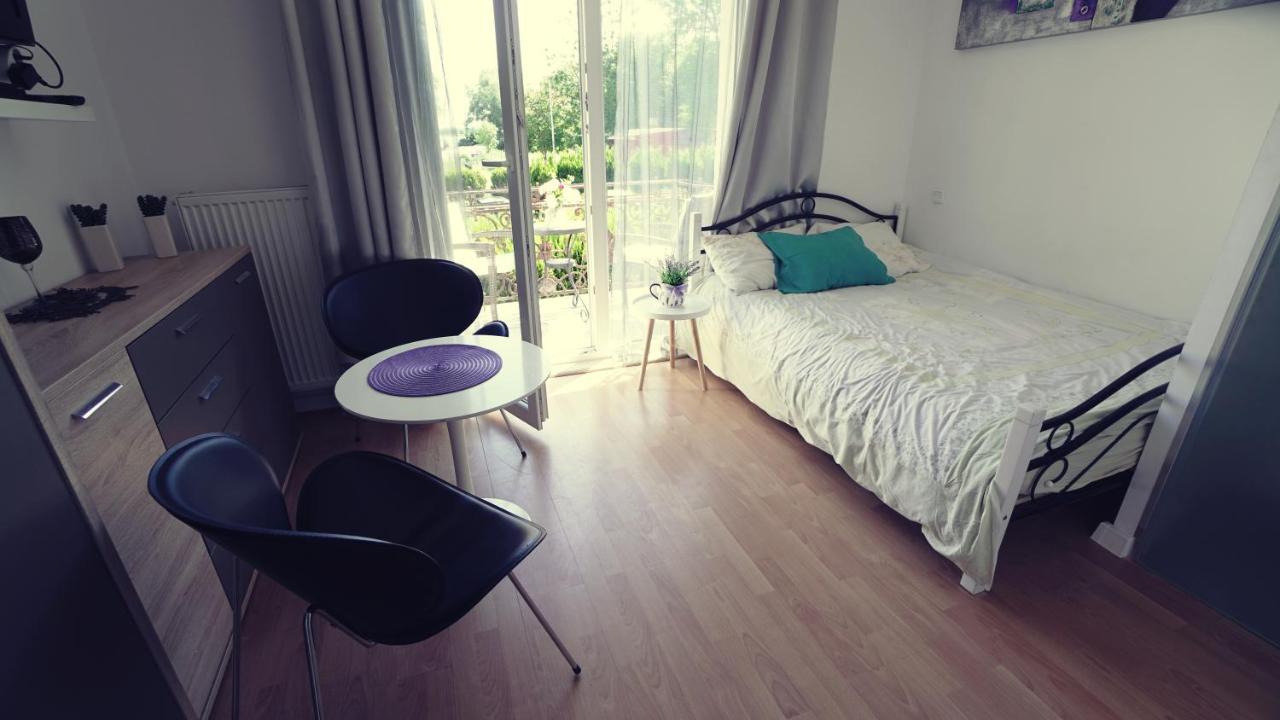 Studio Apartment