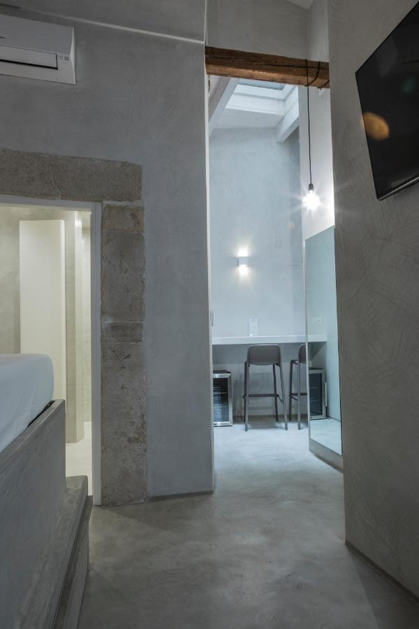 Deluxe Room (2 Adults + 1 Child)