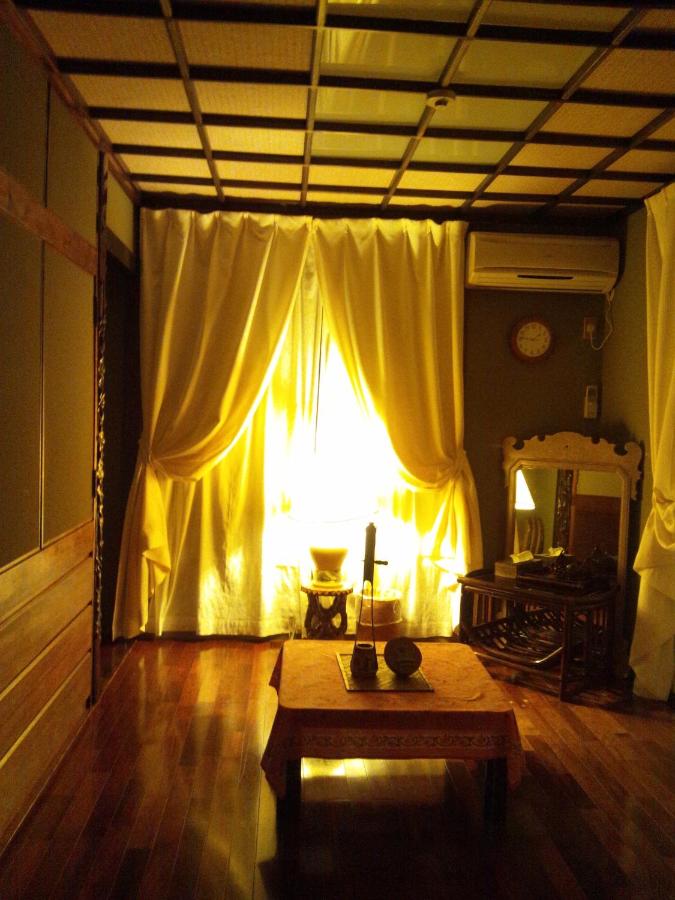 Japanese-Style Room with Hardwood Floor - Female Only