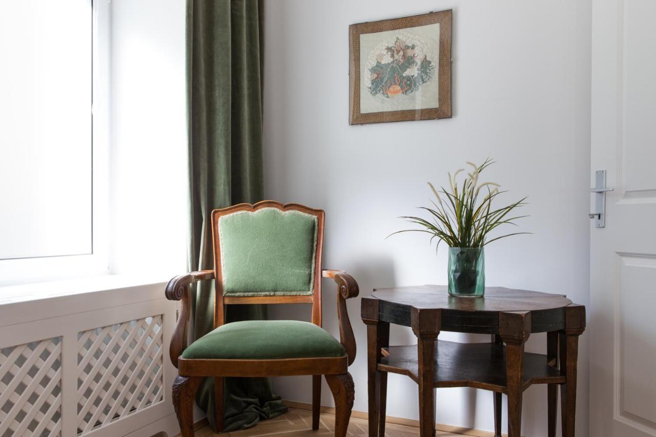 Two-Bedroom Apartment Classic 3