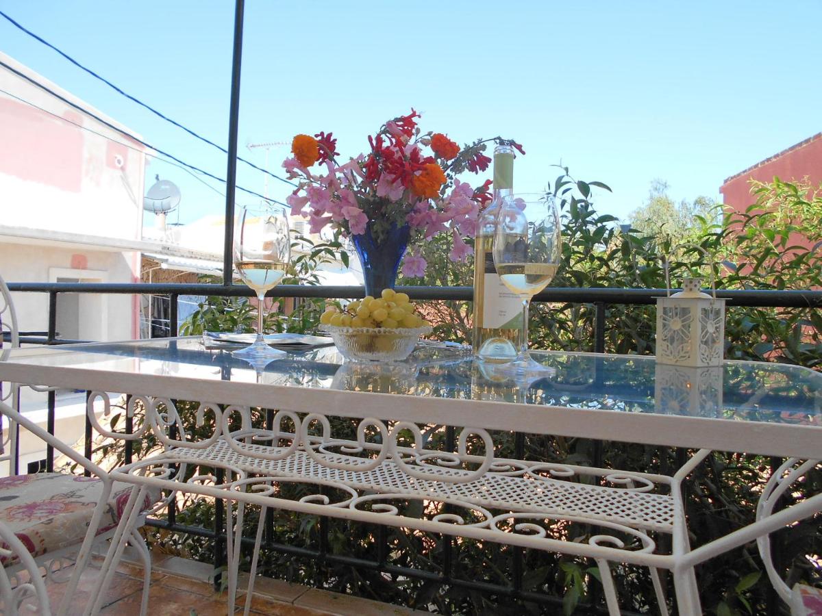Poseidon Apartments - Ferienwohnung Gáïos