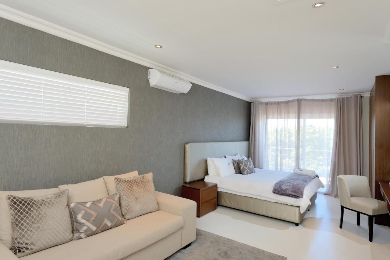Camera Familiare con Balcone