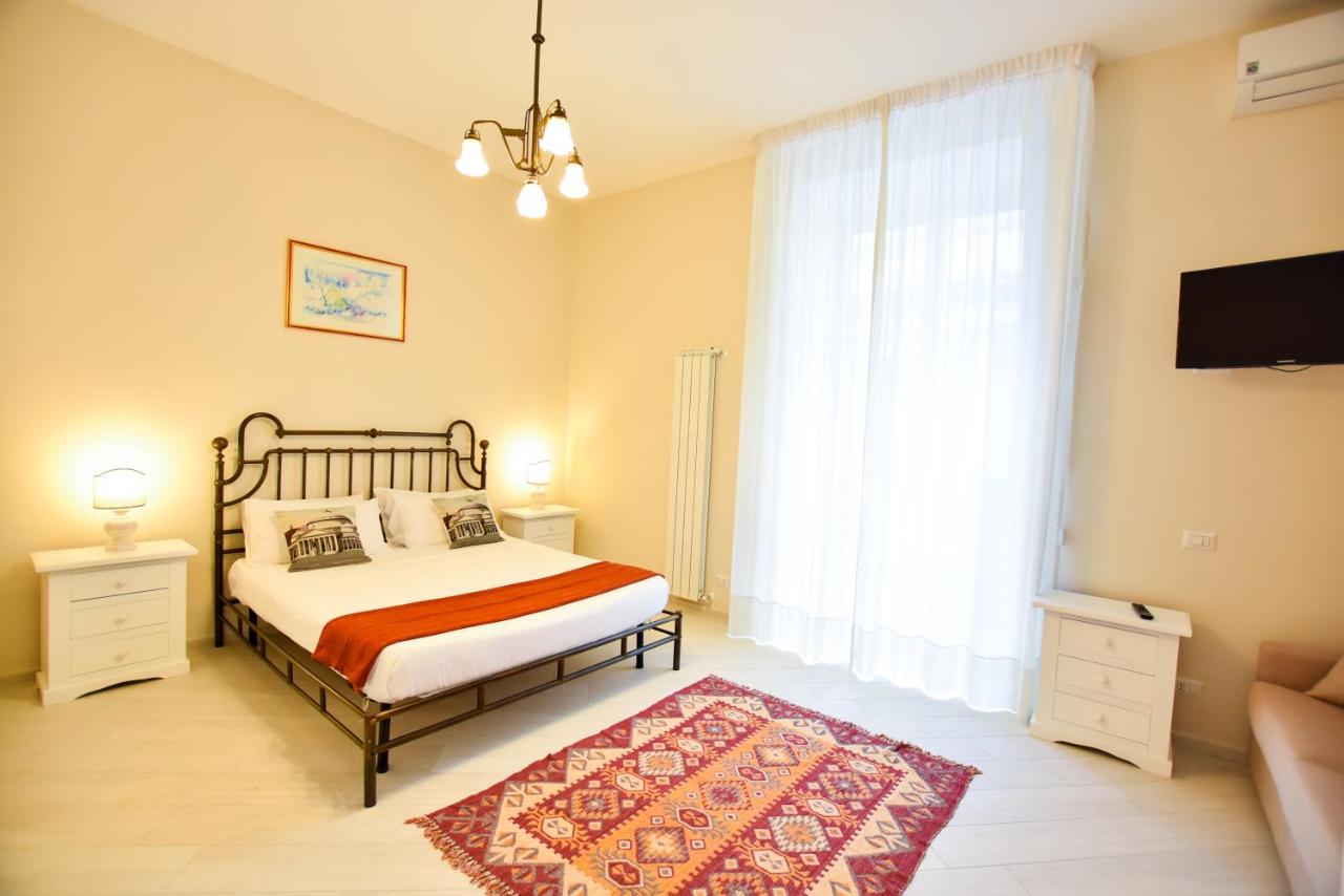 Quadruple Room with Balcony and City View