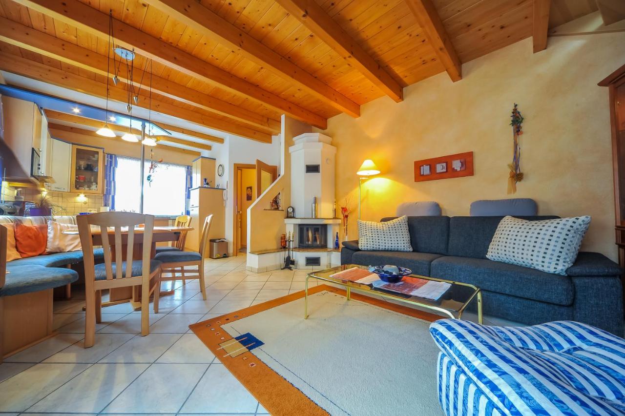 Ferienwohnung Regina - B&B Sankt Peter-Freienstein