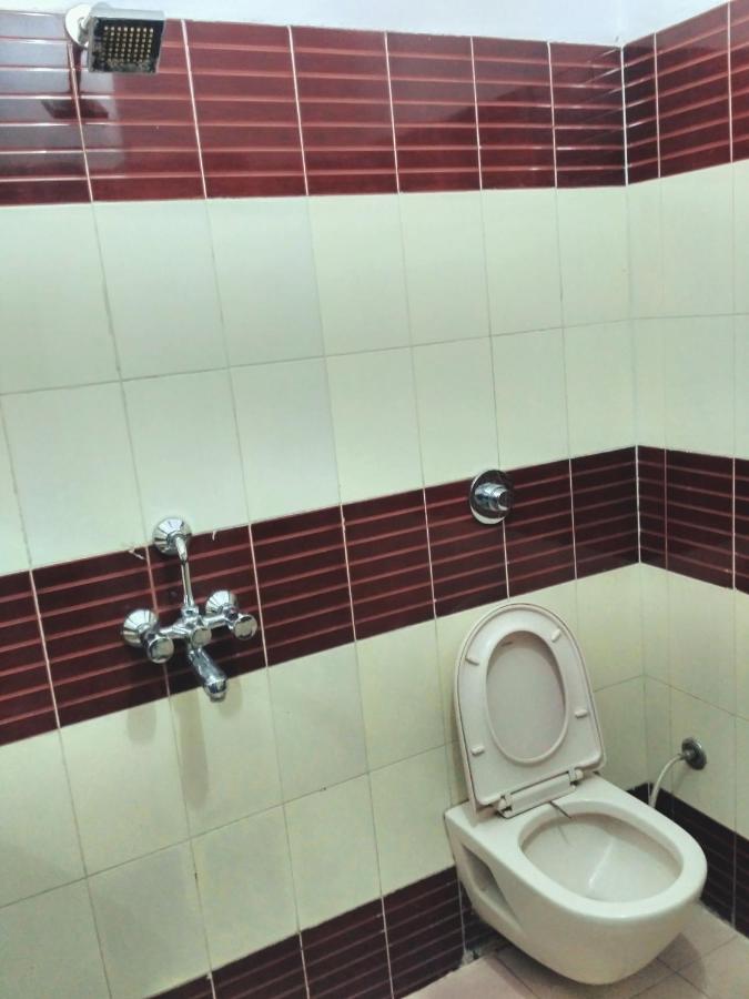 Deluxe Double Room (2 Adults + 1 Child)