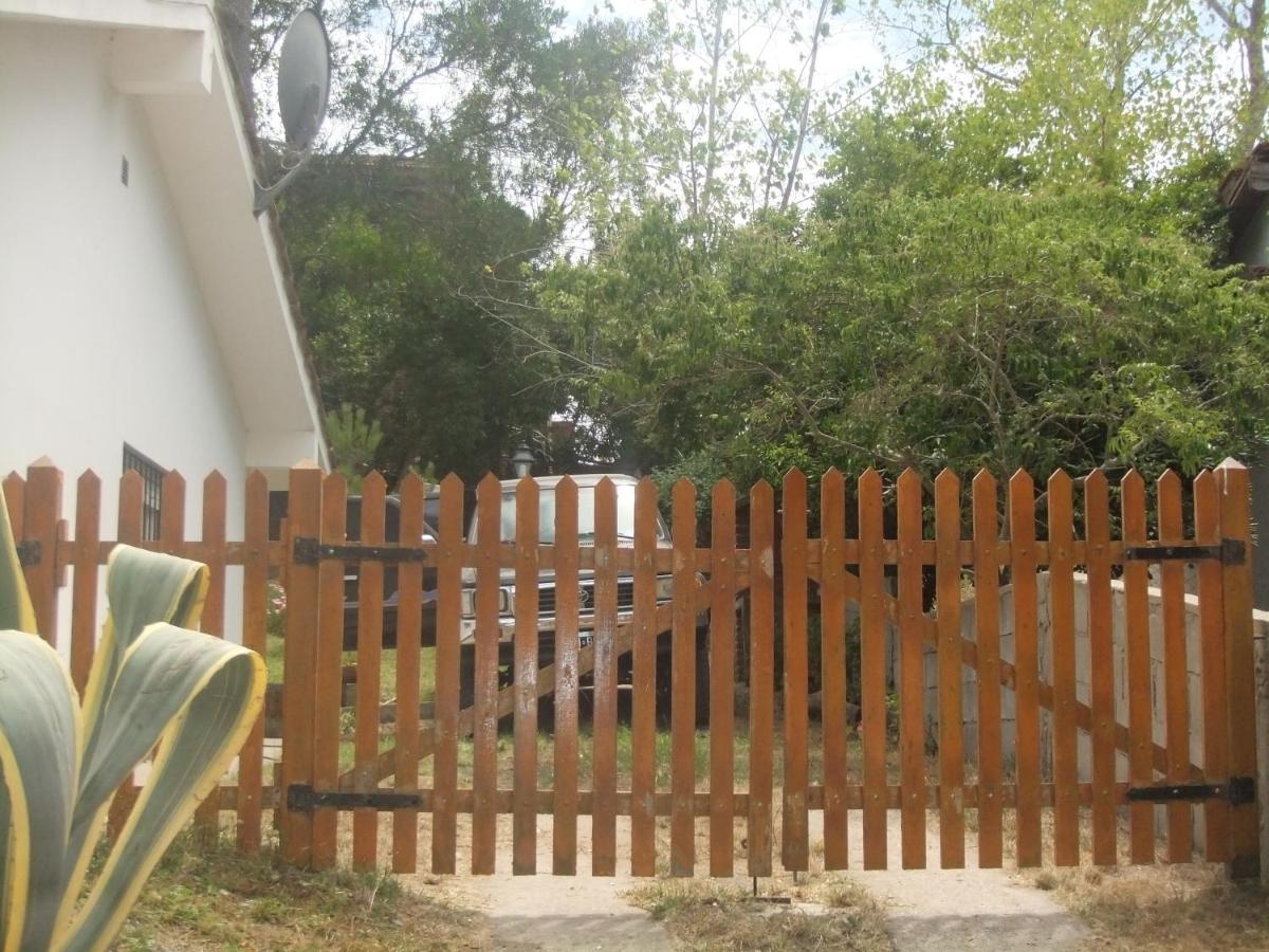 Comodo Chalet en Gesell - Ferienwohnung Villa Gesell