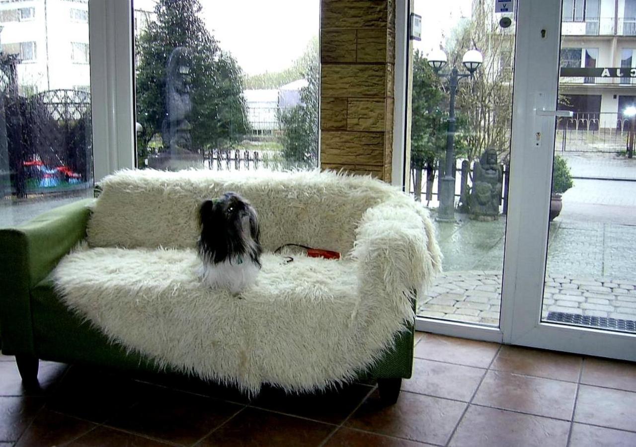 Kleines Zweibettzimmer