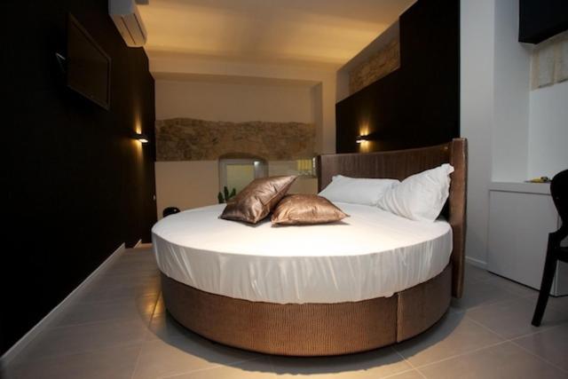 Love room with Hot Tub