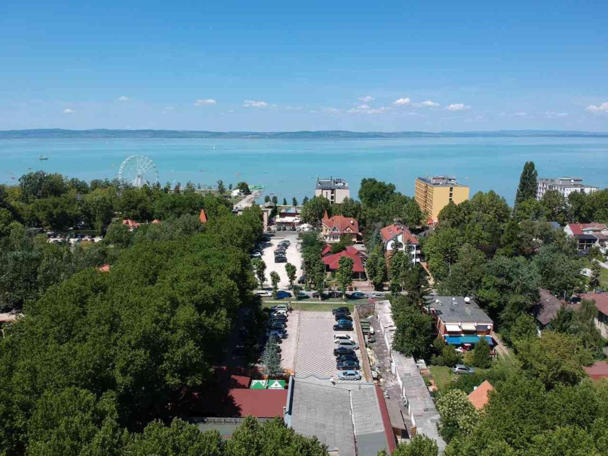 B&B Siófok - Balaton Kinizsi Apartman - Bed and Breakfast Siófok