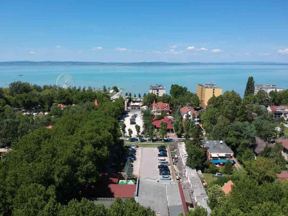 Balaton Kinizsi Apartman - B&B Siófok