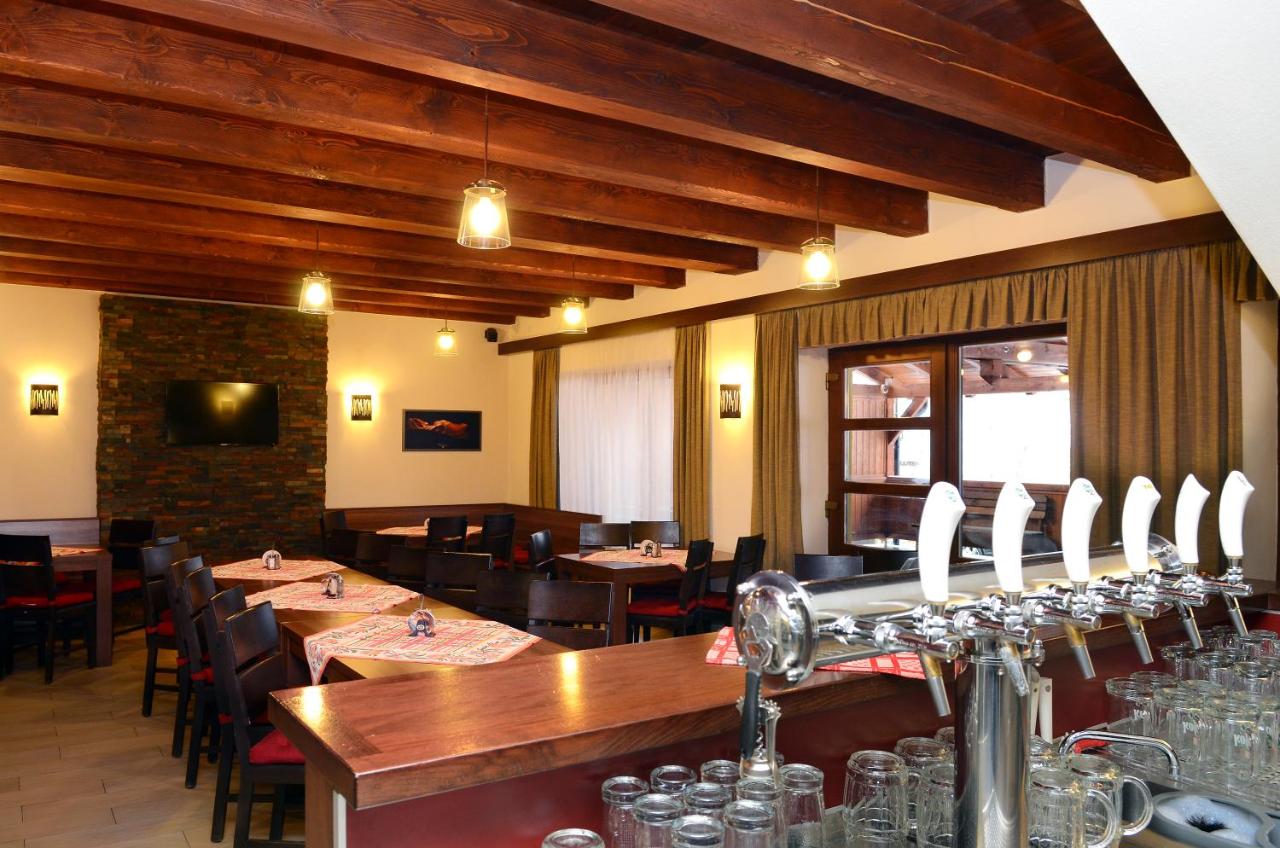Restaurace Obůrka - B&B