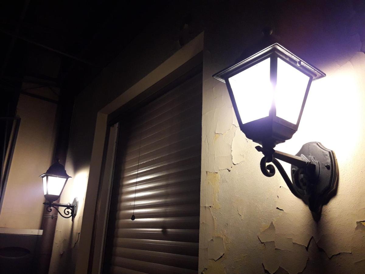 Santo Spirito 2 - by Nadia - B&B