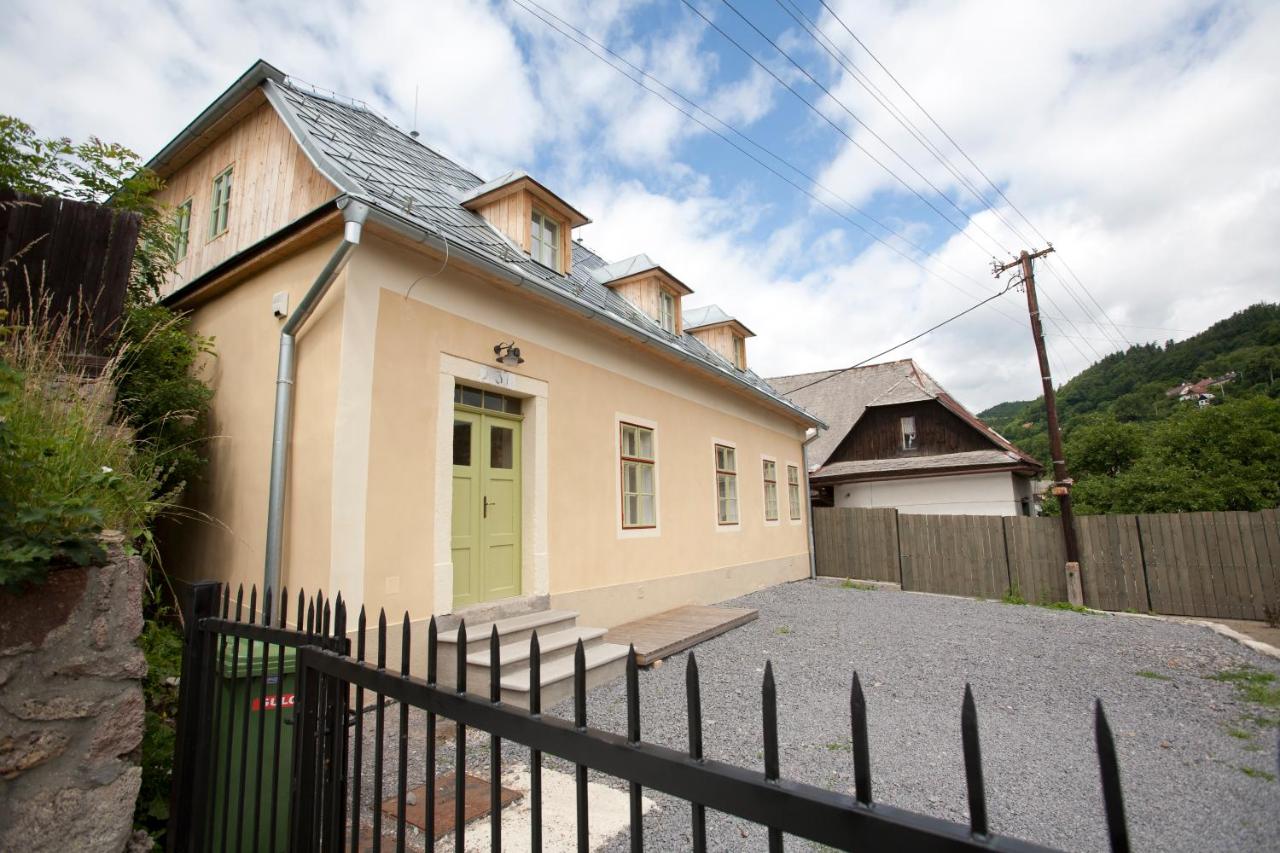 B&B Banská Štiavnica - Apartmány Scharffenberg - Bed and Breakfast Banská Štiavnica