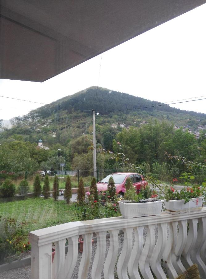 MiA Apartmani Visoko - Bed and Breakfast