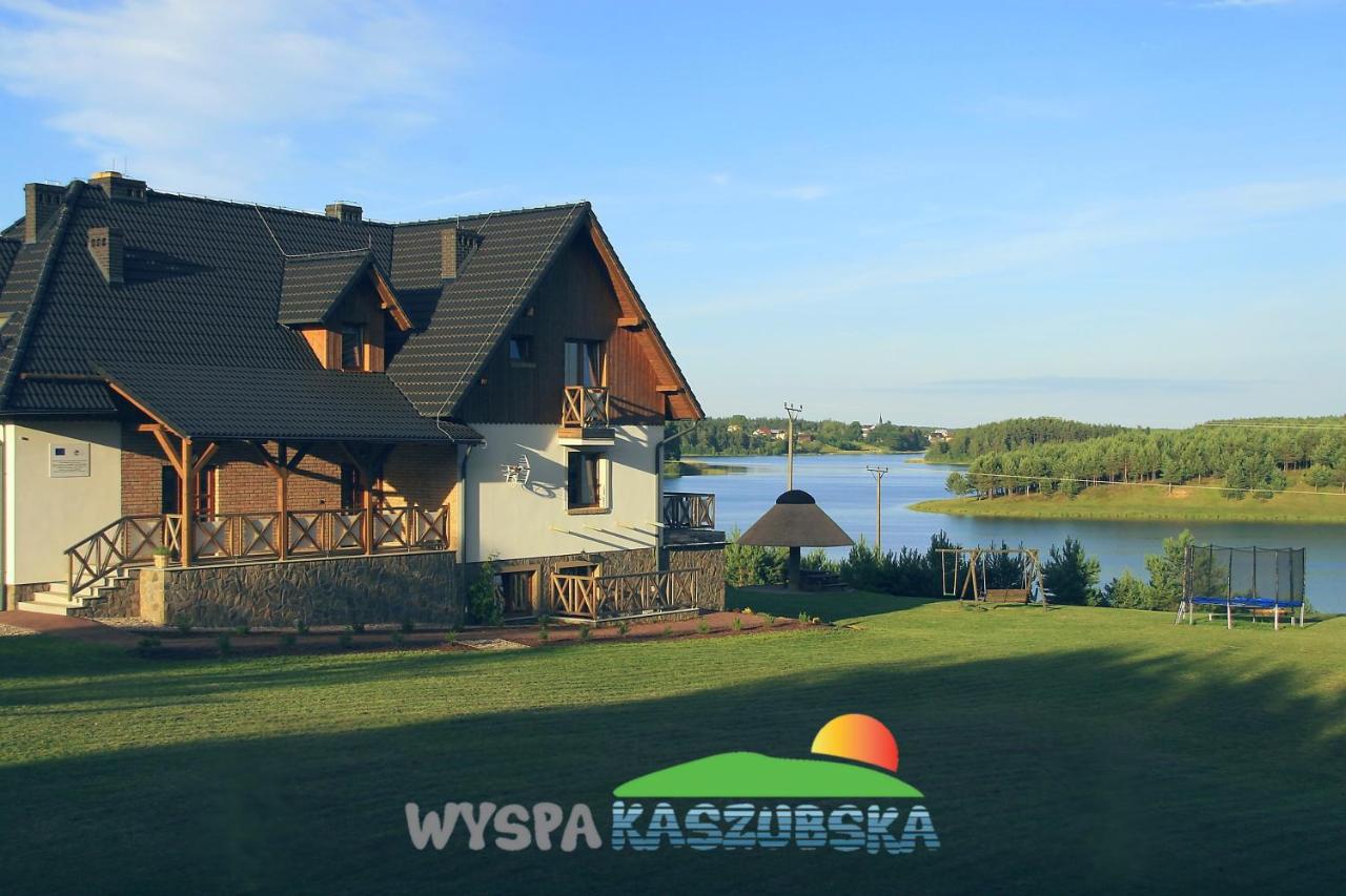 B&B Lipnica - Wyspa Kaszubska dom wypoczynkowy z sauną i balią - Bed and Breakfast Lipnica