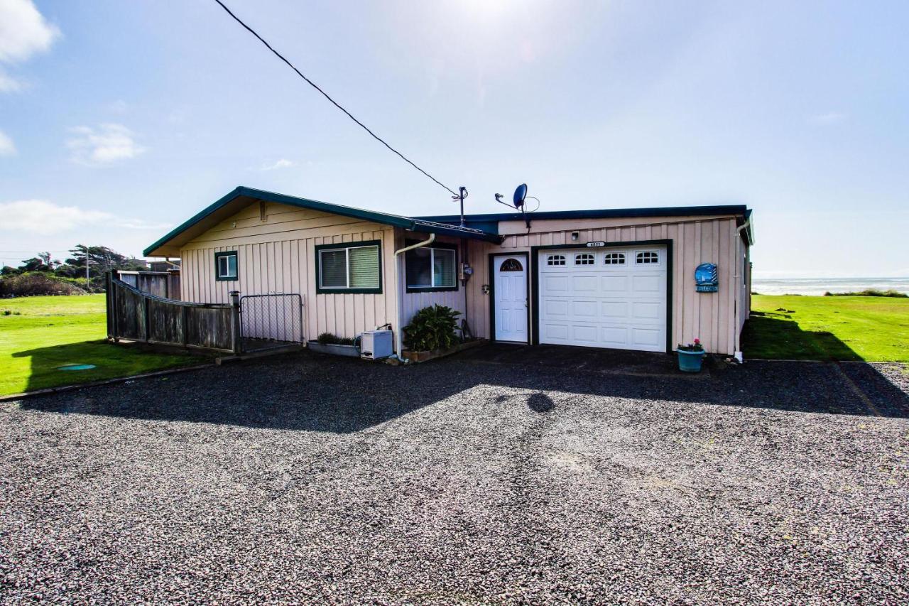 Sparkling Sands Oceanfront - B&B