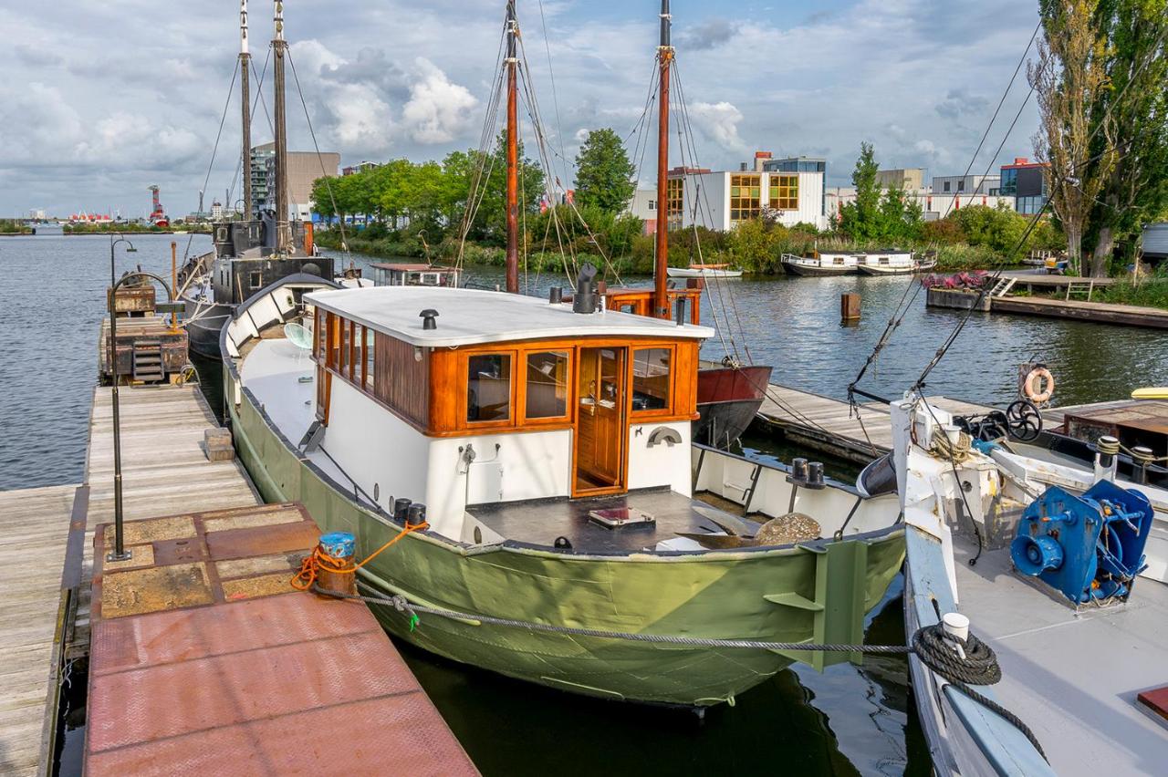 Appartement met 3 Slaapkamers en een Bioscoop