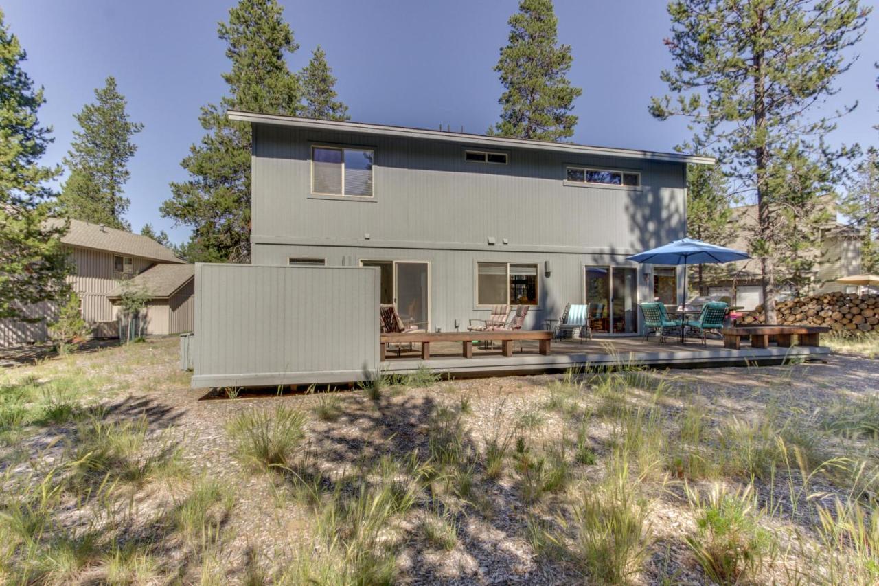 Redwood Lane 08 | Discover Sunriver - B&B