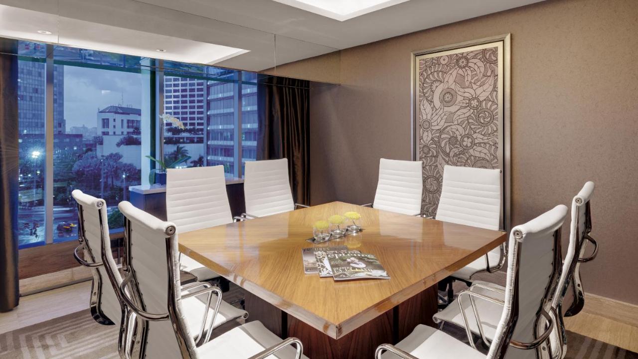 Hotel Indonesia Kempinski Jakarta Meeting Room