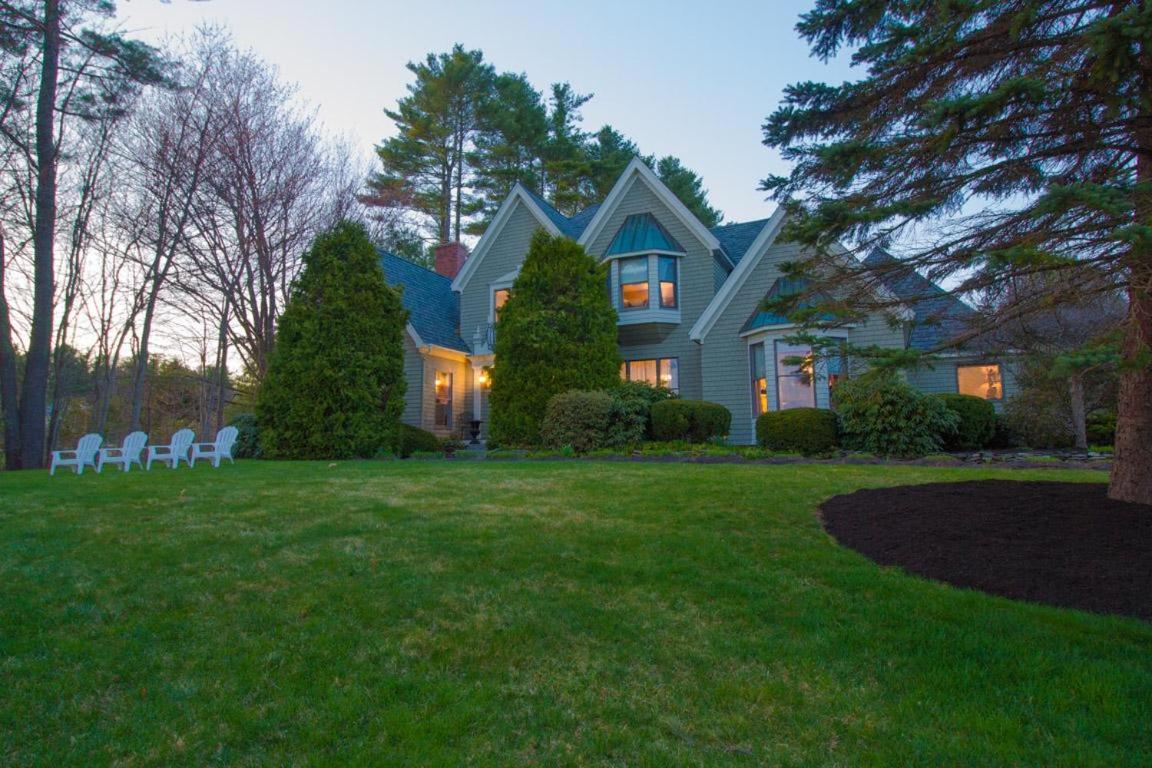 Grandeur On The Green - B&B Kennebunkport