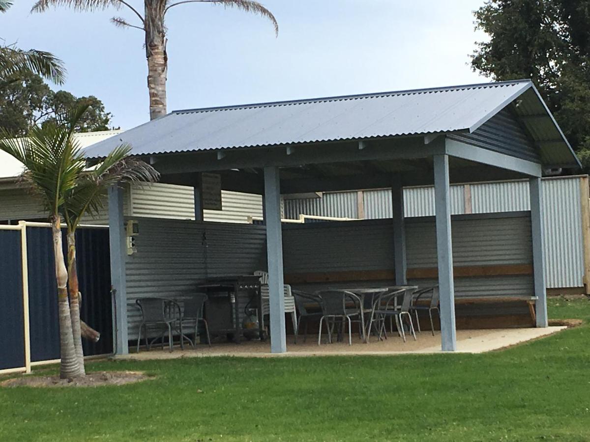 Lakeside At mallacoota - B&B