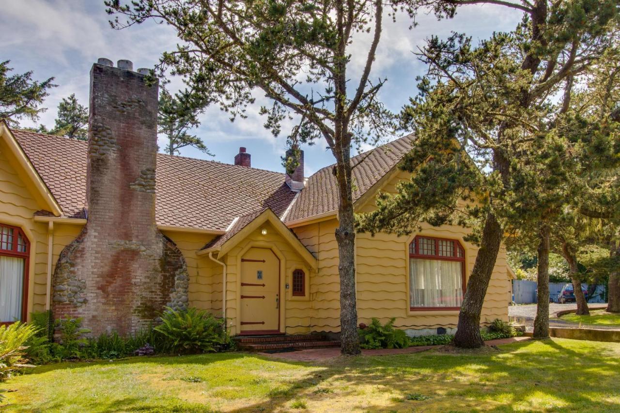 The Lodge at Little Beach - B&B