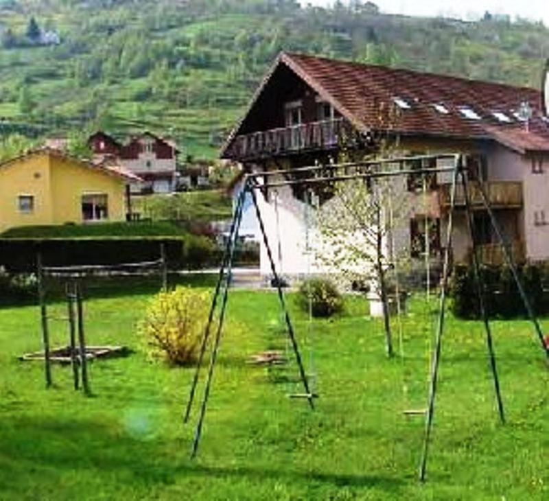 Apartment mit 2 Schlafzimmern und Balkon