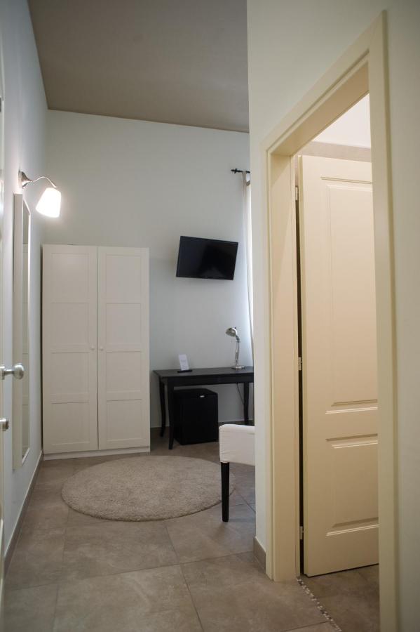 Single Room with Private Bathroom