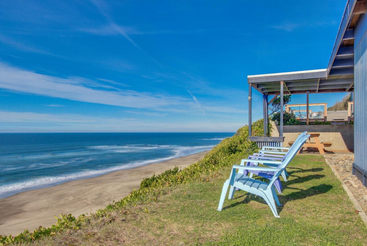 Sea Castle BeachFront Getaway - B&B