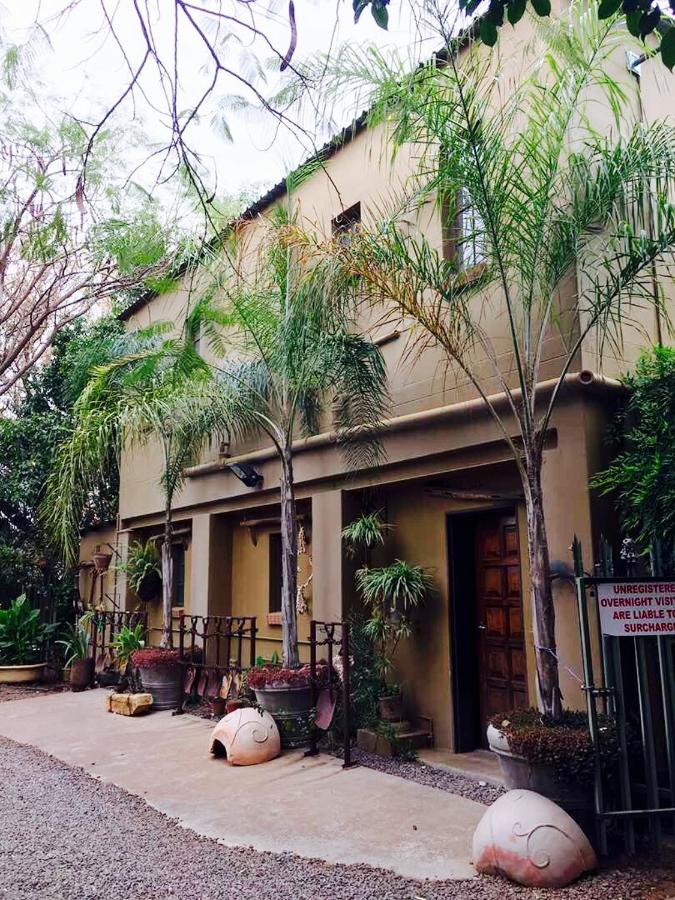 Olive Leaves Guest House - Chambres d’hôtes Gaborone